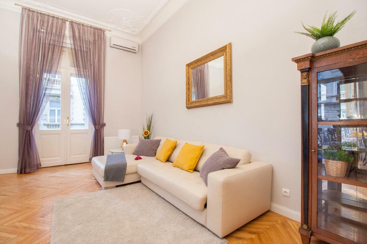 New York Palace View Apartment Βουδαπέστη Εξωτερικό φωτογραφία