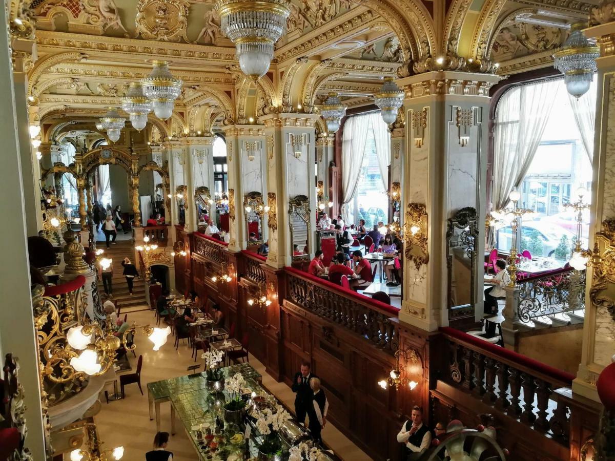 New York Palace View Apartment Βουδαπέστη Εξωτερικό φωτογραφία